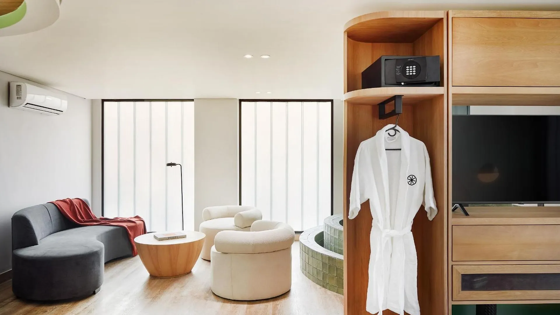 Wellcomm Spa & Hotel Medellin