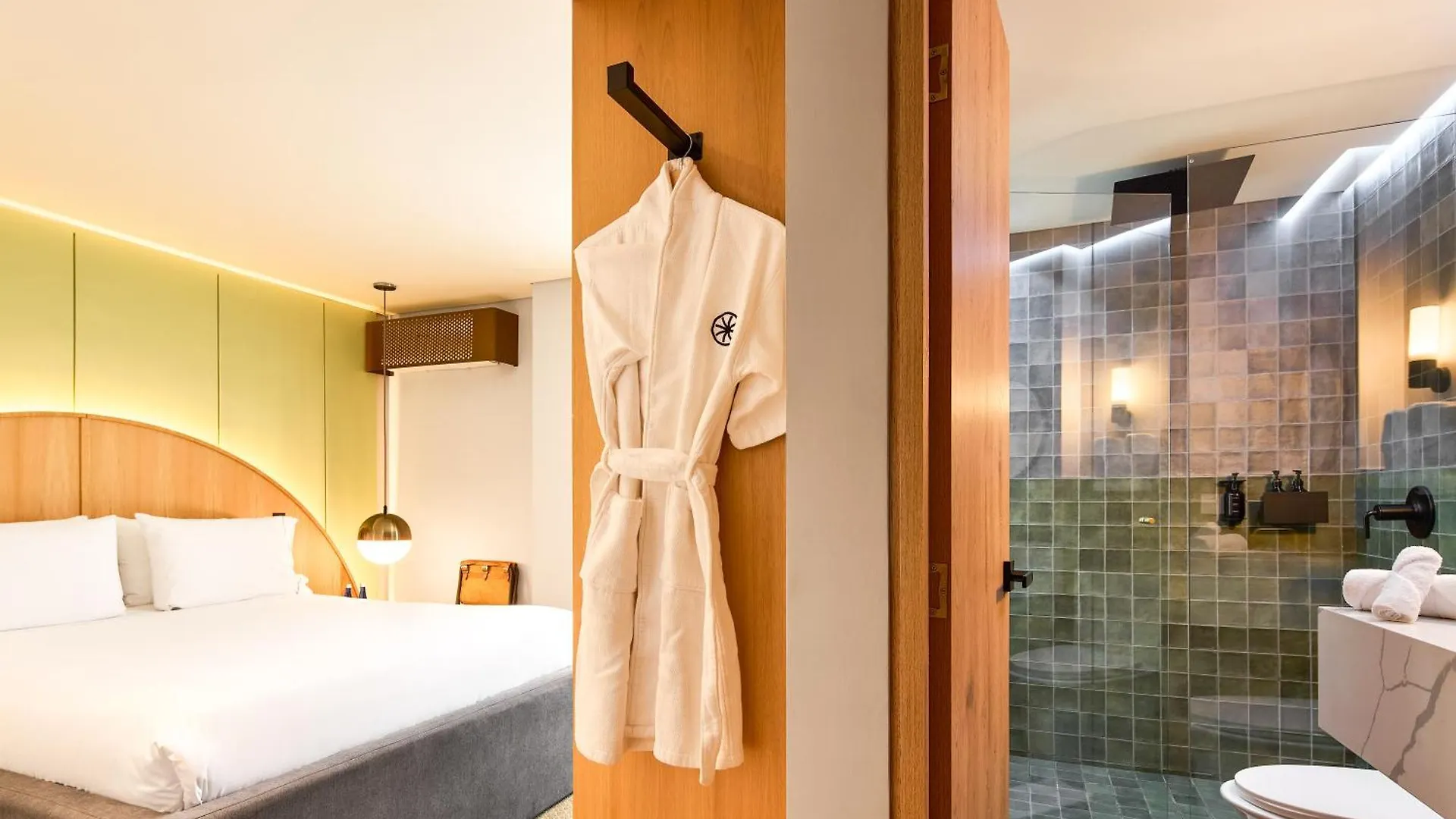 Wellcomm Spa & Hotel Medellin Colombia